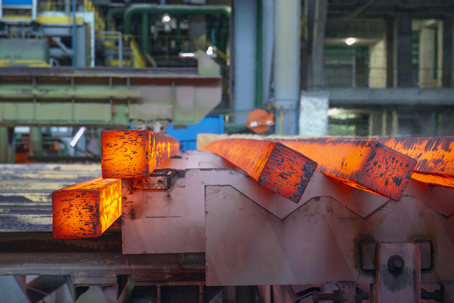 The Top 4 Applications for Medium Carbon Steel Zore’s Recycling